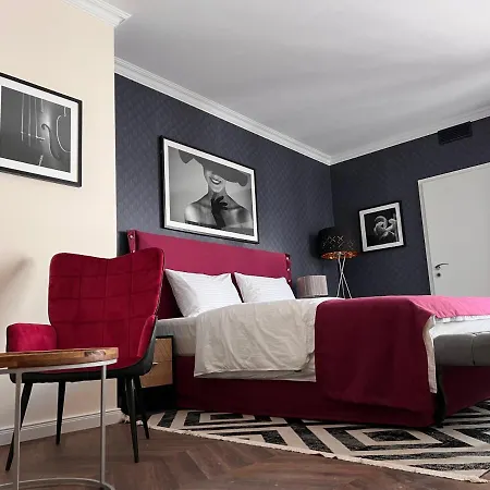 Schlosshotel Rheinsberg Hotel *